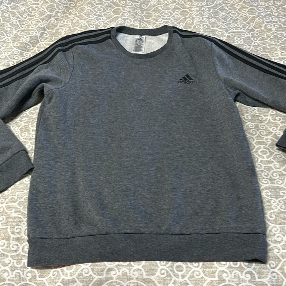 mens adidas sweater sz medium new